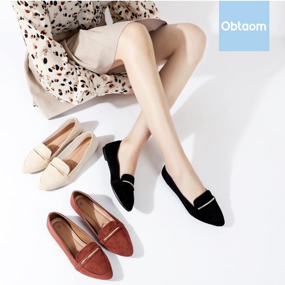 Women’s Pointy Toed Loafer - Picture 2 of 5